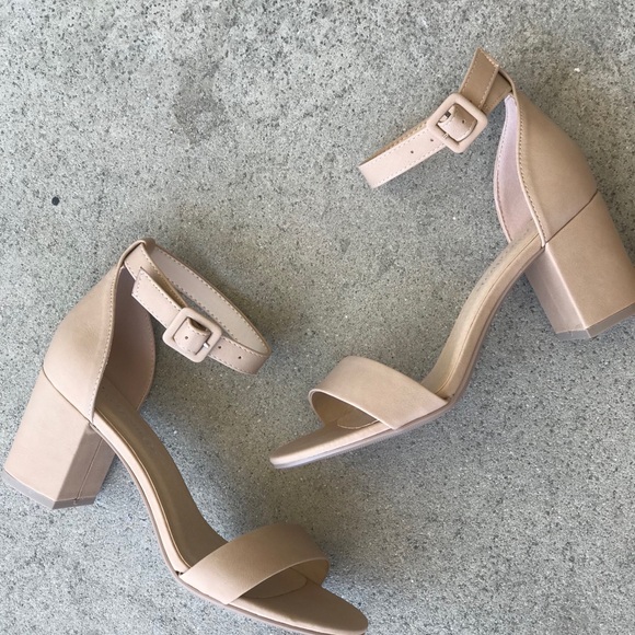 Cake-S Nude Natural Ankle Strap Heel Sandal Sz 10 - Picture 2 of 5